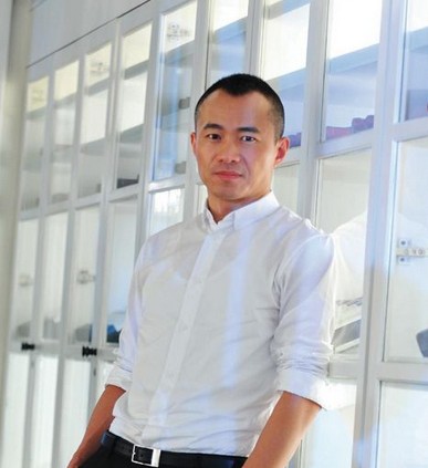 著名主持人、搜狐新闻财经中心制片人邱启明