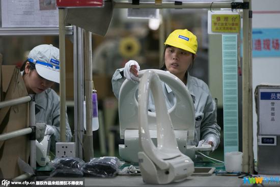 探访日本畅销中国造马桶盖生产线