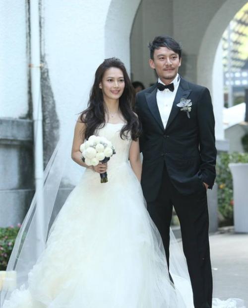 张震和妻子庄雯如