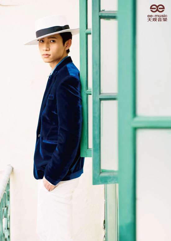 魏晨《相爱不能见》宣传照