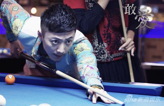 贾景晖饰演周信