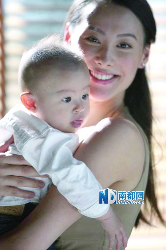 算一算，当年抱在怀里的大儿子到4月就满6岁了。