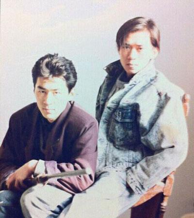 陈建斌晒与王学兵旧照 引歌词鼓励兄弟|王学兵