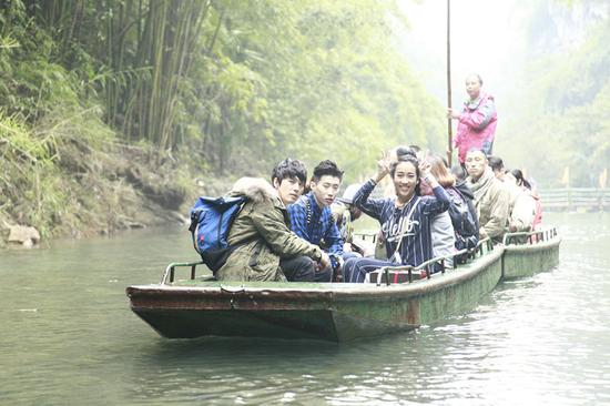 吉克隽逸泪眼拜师学川剧 峡谷攀岩惊心|吉克隽