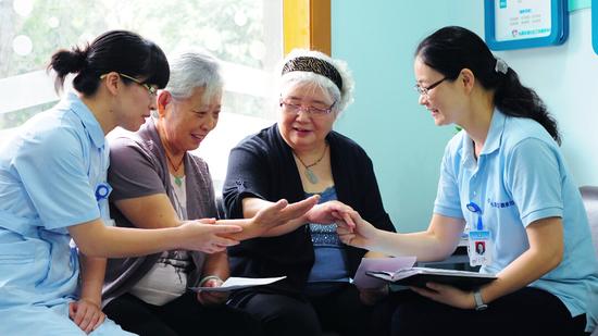 长宁21万常住居民签约家庭医生