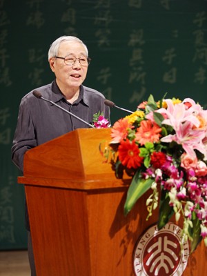 李少白