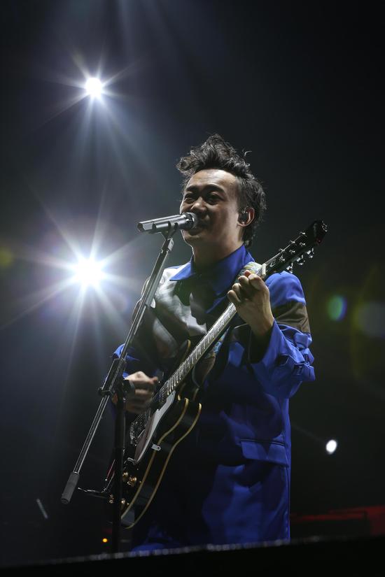 陈奕迅南京演唱会4月开唱 门票几近售罄|陈奕迅