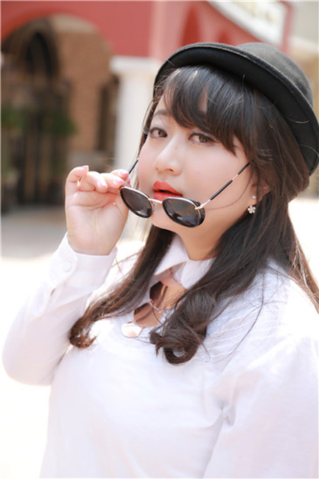 臧洪娜承包荧屏节奏停不下