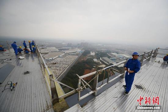 长沙一57层高楼12天建成 可抗9级地震