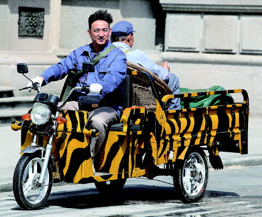 黄磊任《嘿老头》制片 李雪健演老年痴呆|嘿老