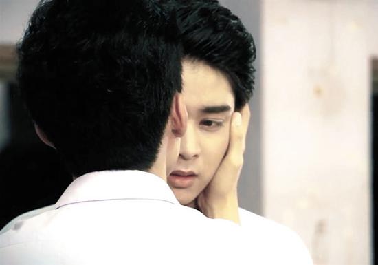 魔性电视剧!帅哥搞基人妖撕X大婆恋二奶