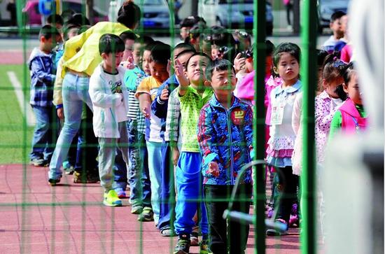 沈阳部分幼儿园提前教授小学课程