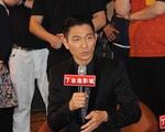 打拐电影《失孤》今起上映 刘德华昨日来厦见影迷