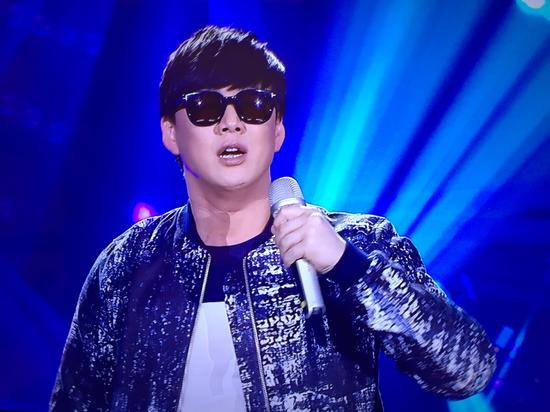 萧煌奇黄小琥中央车站开唱互为嘉宾|萧煌奇|黄小琥|《我是歌手》_新浪娱乐_新浪网