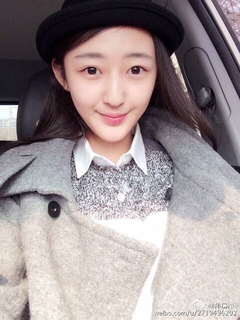 17岁艺考女神长得太美 其他人不愿与她同场 