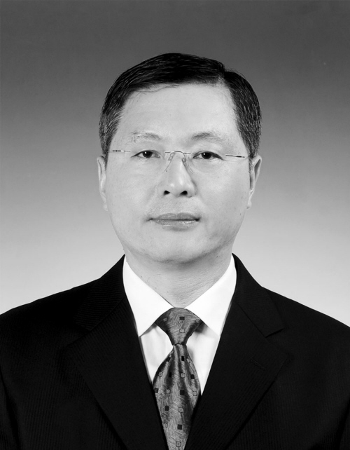 王宏新,男,汉族,1966年11月出生,1985年8月参加工作,1995年7月加入中国共产党,在职大学学历,现任沈阳市沈北新区副区级调研员,拟任沈阳道义高新技术产业园区管委会主任(副局级)。