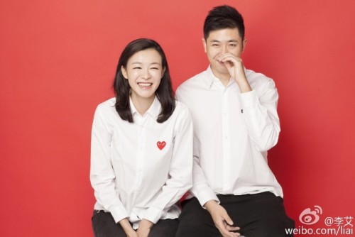 李艾领证结婚变人妻新浪娱乐讯 3月23日早上,著名模特,主持人李艾在