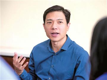 如果你的心态是哪有风口就到哪待着去，到那待的人实在太多了，你什么都不干一会儿就被人挤跑了。——李彦宏