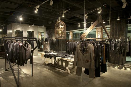 首届T的n次方SHOWROOM四月上海暖心起航