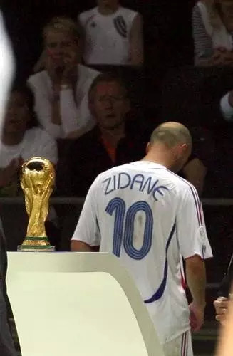 你不看足球就不会懂这些文案