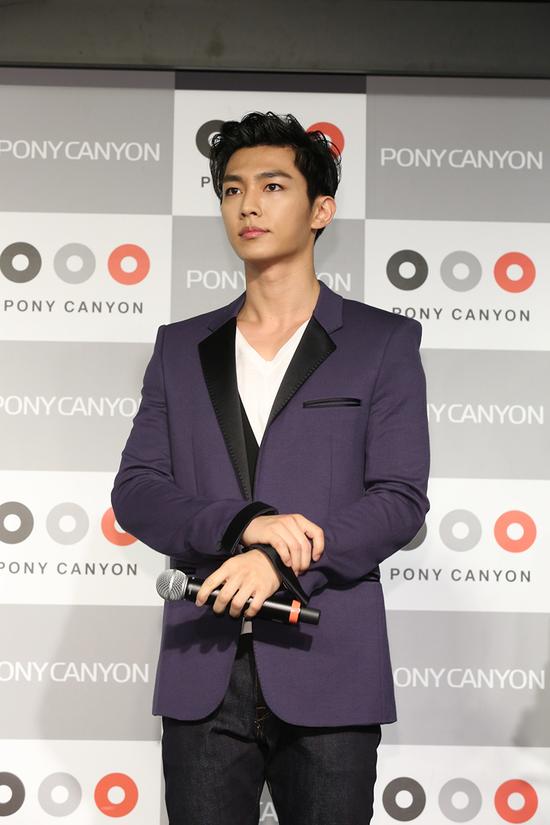 炎亚纶日本正式出道