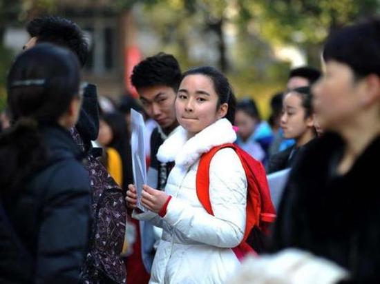 《纯洁心灵》艺考女生谈演艺圈潜规则|演艺圈