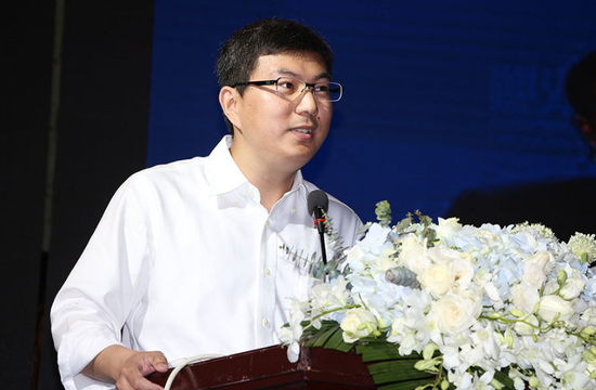 高德LBS开放平台总经理魏凯明分享了今年爆火的互联网用车服务里的几个领域