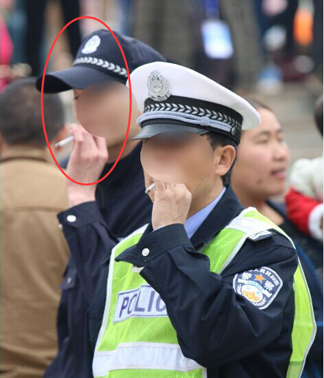 巴中通江一派出所副所长公众场合抽烟 被关禁