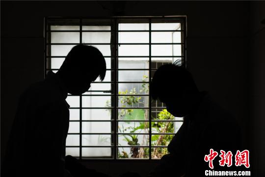 探访90后遗体化妆师：社会忌讳也不会转行