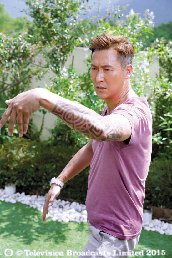 马德钟扮演一名“黑二代”