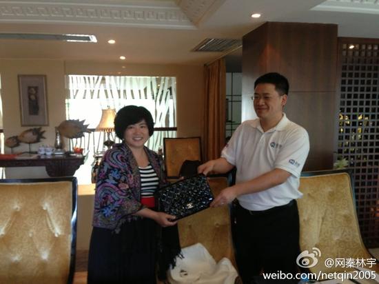 网秦高级副总裁张冰石(左)与网秦联合创始人史文勇