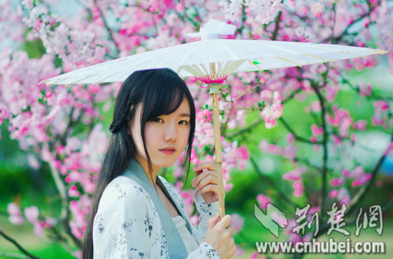 武科大“四美”清明踏青