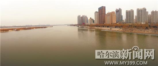 松花江哈尔滨段文开比往年早 4月中旬将开航