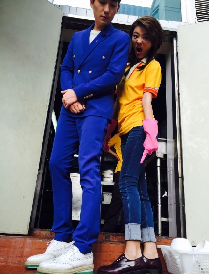 《御姐》安以轩遭脚咚 直言后果很严重|安以轩