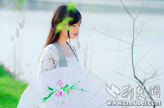 清明踏青