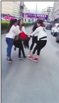 网传温州女学生街头群殴 警方:参与打斗者均为