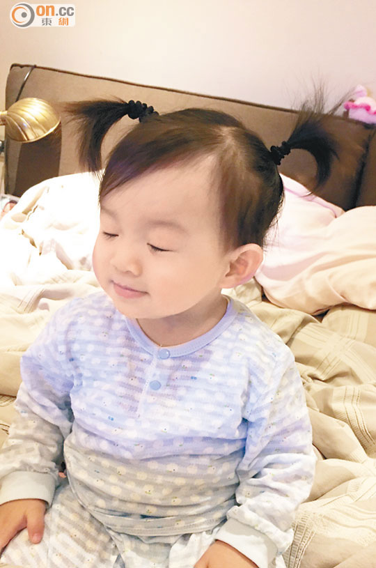 大S吴辰君展母爱 晒照与女儿温馨过节日吴辰君大S女儿_新浪娱乐_新浪网