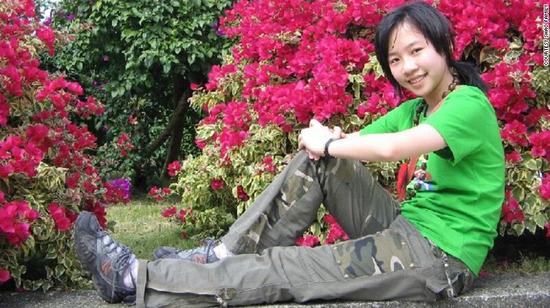 详细披露了去年9月在美国爱荷华州被杀害的中国留学生邵童遇害前后的
