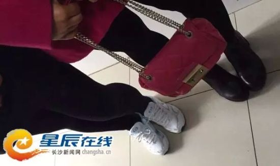 袁某“女友”們接受星辰在線微長沙記者專訪。