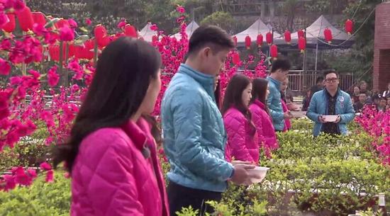 人气<em>女王自称</em>娘娘引众议 - 手机新浪网