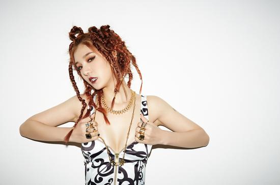 陆翊《第八天》MV预告首发 - 手机新浪网