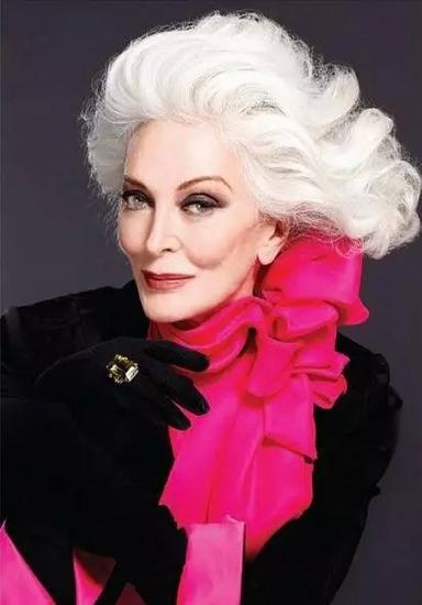 79岁走秀 60岁穿泳装上封面 他们的青春60年|封面|泳装|青春_新浪时尚_新浪网