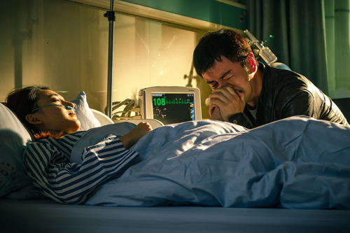 《与你同行》剧照