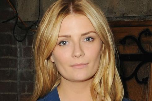 美少女将妈妈告上法庭