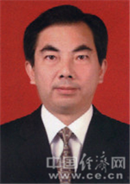 湖北省委常委梁伟年简历