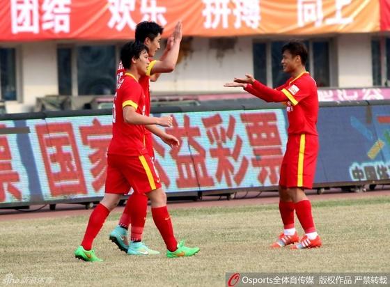 长春亚泰主场2-2战平江苏舜天 遭遇3连平(图)