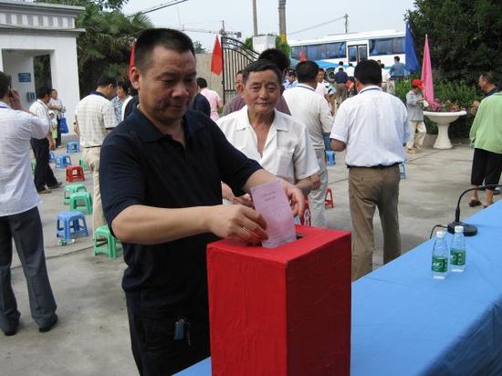江西村(社区)两委换届 7成书记高中以上学历