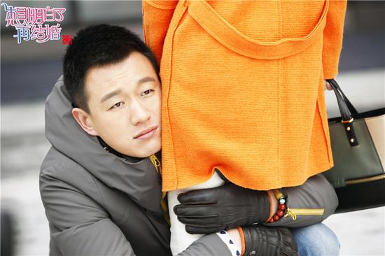 《想明白了》明天开播 佟大为抱大腿卖萌|佟大为|王丽坤|卖萌_新浪娱乐_新浪网