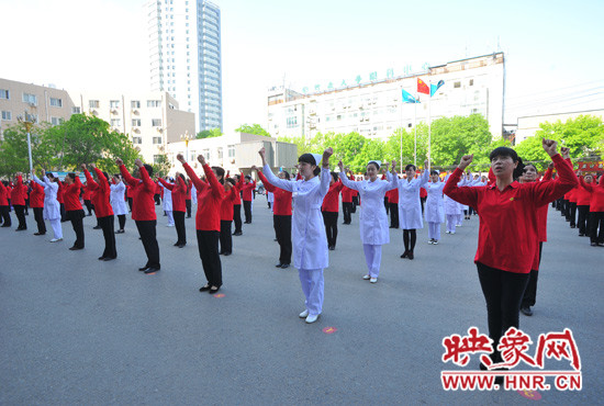 第二什壹届全国肿瘤备治水宣传周河南站展触动仪式在河南节肿瘤防治所举行