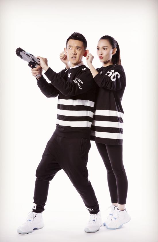 李响孙骁骁情侣综艺首秀 甜蜜羡煞单身汪